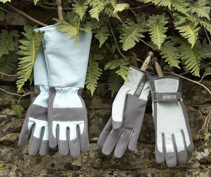 chic gardening gloves