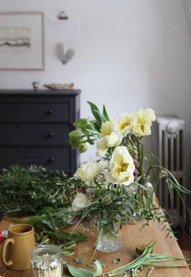 DIY Flowers: 11 Easy Winter Floral Arrangements - Gardenista