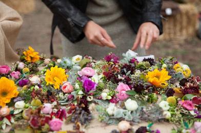 DIY Flowers: 11 Easy Winter Floral Arrangements - Gardenista