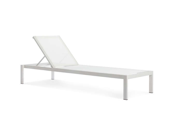 chaise lounge chair outdoor white