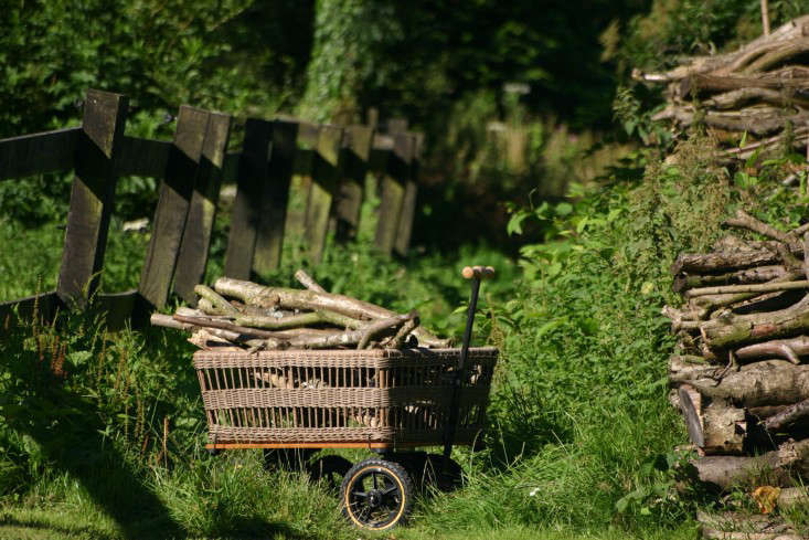 Garden Carts & Wagons: 5 Stylish and Sturdy Favorites