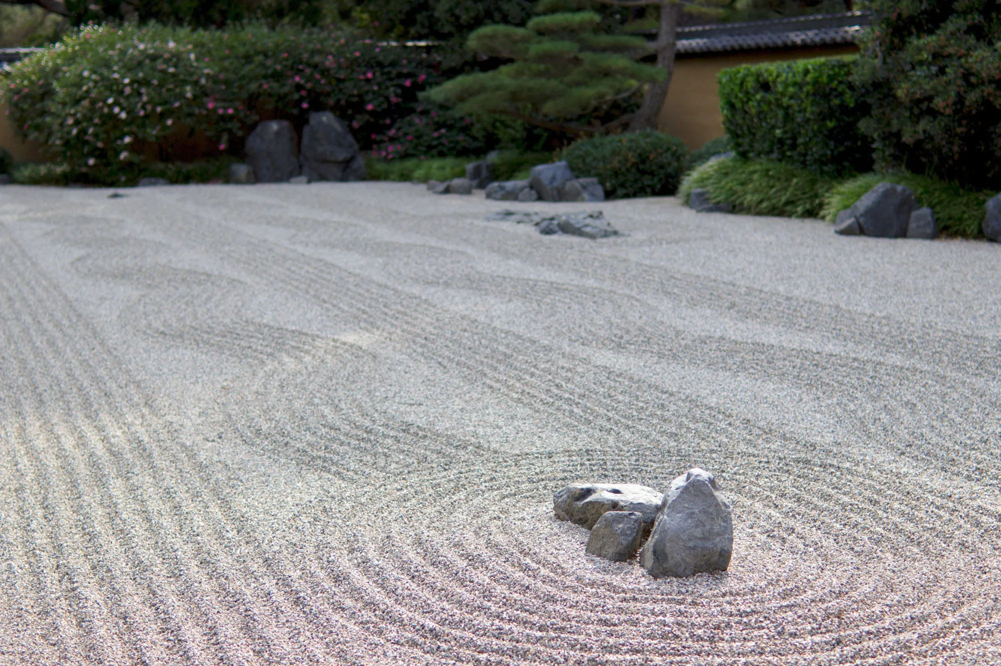 10 Garden Ideas to Steal from Japanese Zen Masters - Gardenista