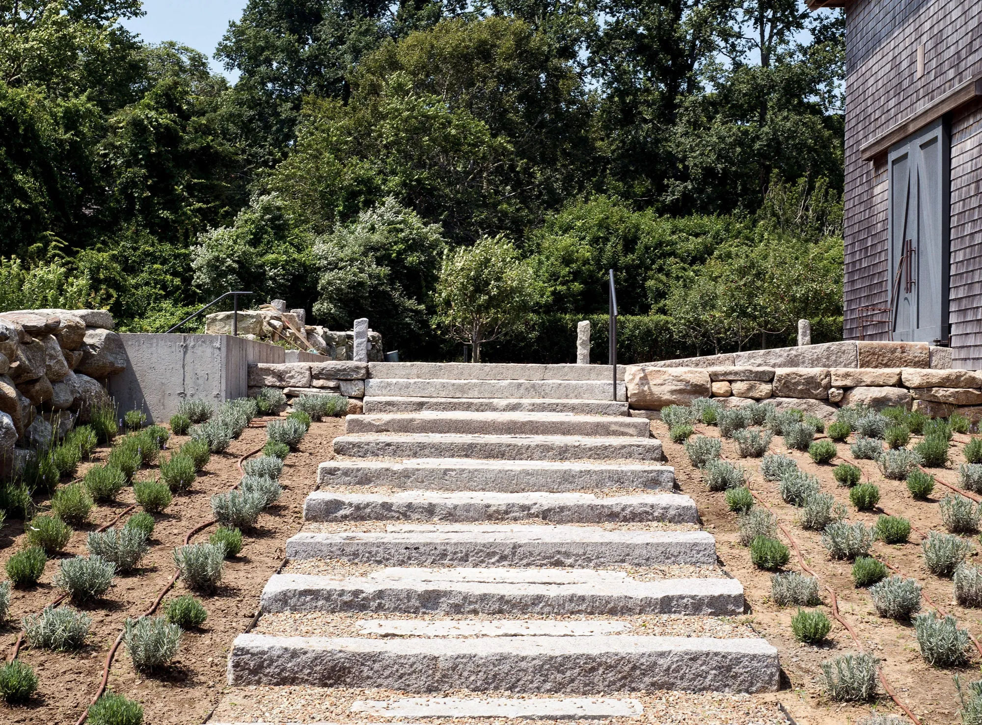 Hardscaping 101: Erosion Control - Gardenista