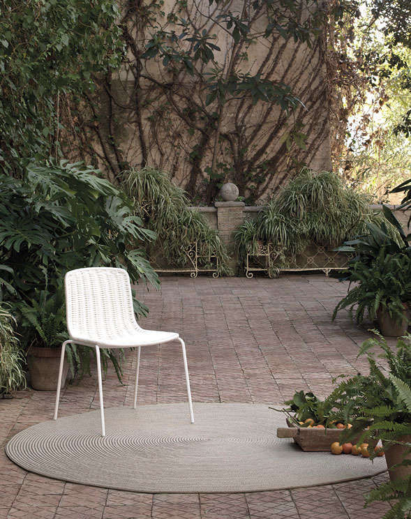 Outdoor Furniture: Handwoven Chairs from Spanish Craftsmen - Gardenista