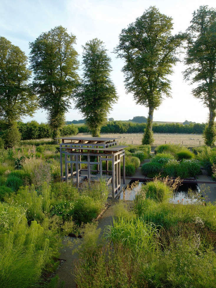 Garden Visit: A Green Palette at Christopher Bradley-Hole's Bury Court - Gardenista