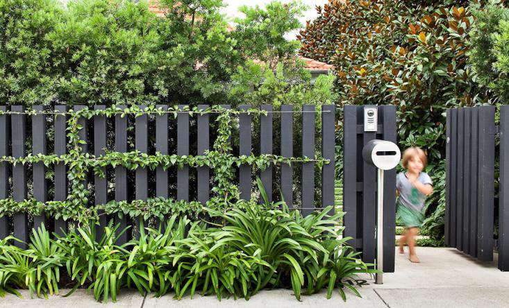 Hardware 101: Gate Hinges - Gardenista