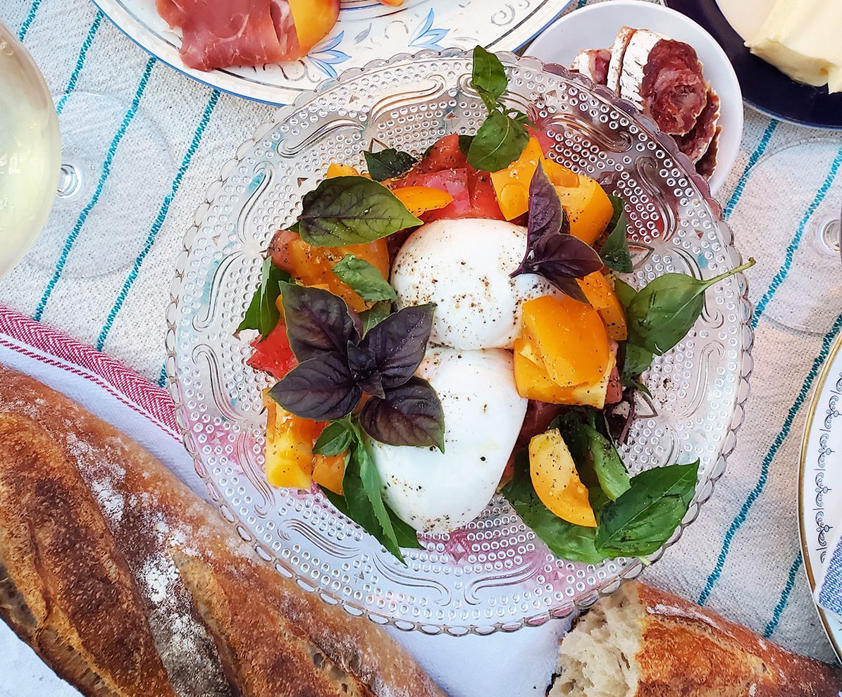 Basil Burrata Salads: Best Recipes for Summer Salads