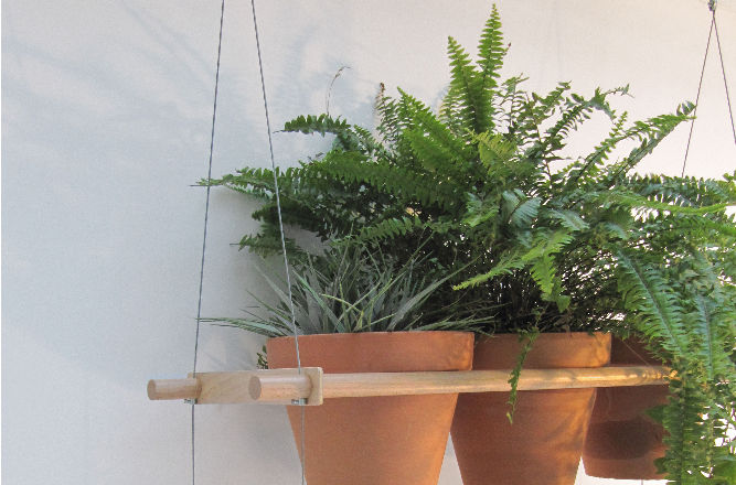 LivingSmall:AHangingWindowBoxPlanter-Gardenista