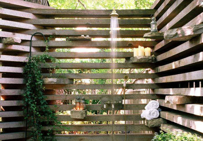 Steal This Look: An Airy Outdoor Shower - Gardenista