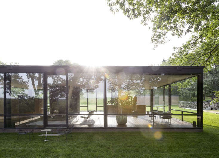 GlassHouseLandscape:A"PermanentCampingTrip"forArchitectPhilipJohnson-Gardenista