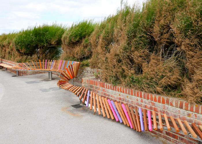 Longest Bench Along the Beach - Gardenista