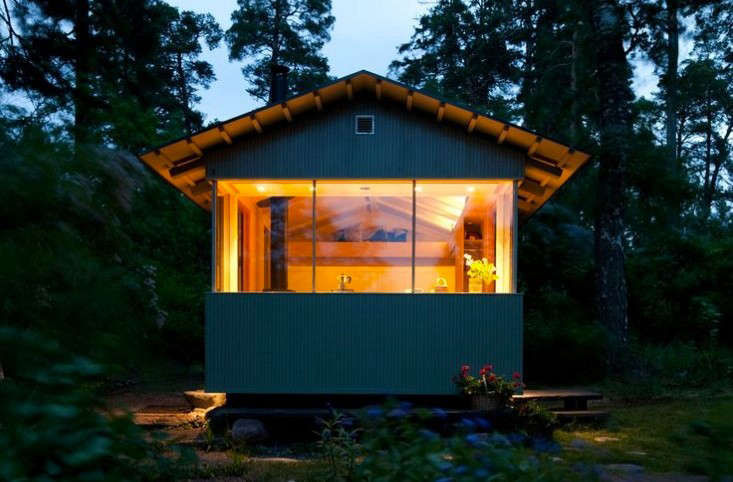 OutbuildingoftheWeek:A150-Square-FootFinnishCabin-Gardenista