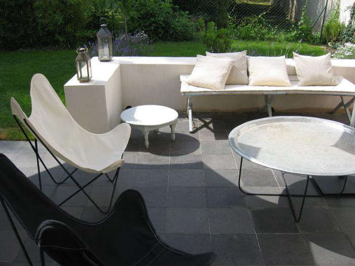 Steal This Look: Modern White Patio - Gardenista