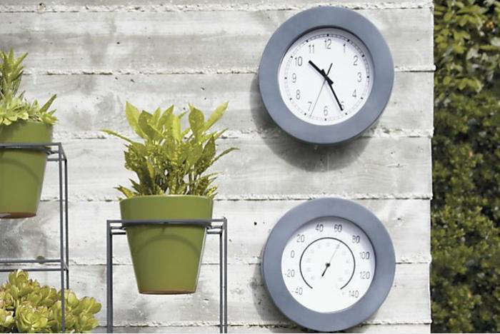 GardenTime:OutdoorClocks-Gardenista