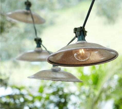 Outdoors:Café-StyleStringLights-Remodelista