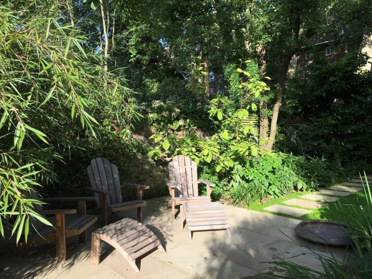 The garden was designed in \20\1\1 and laid out in \20\1\2. &#8\2\20;The garden has matured hugely and has a great sense of abundance and privacy, so much so that from May to late November, it&#8\2\17;s hard to imagine being in the middle of London.&#8\2\2\1;