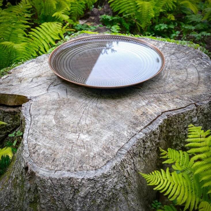 The Limoges Copper Birdbath has a depth of \2 inches, which is the depth recommended by the National Audubon Society. It&#8\2\17;s made of heavy gauge copper.